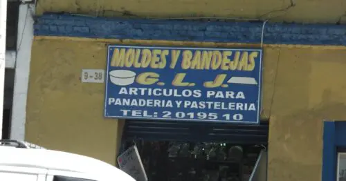 MOLDES Y BANDEJAS G L J MOLDES Y BANDEJAS G L J